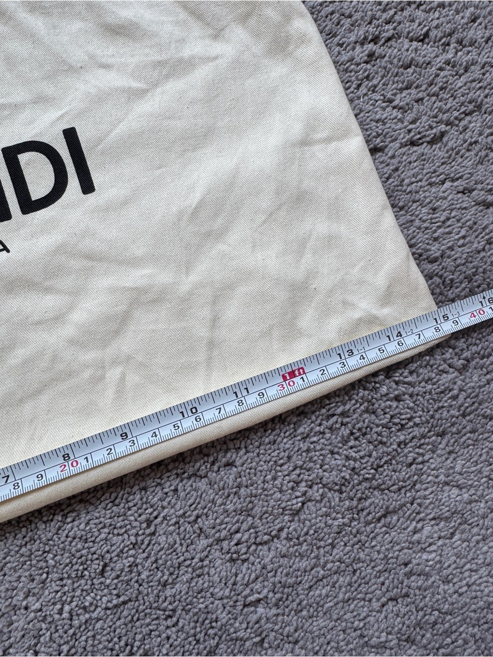 Fendi Cream Drawstring Dust Bag with Black Logo - Picture 3 of 4